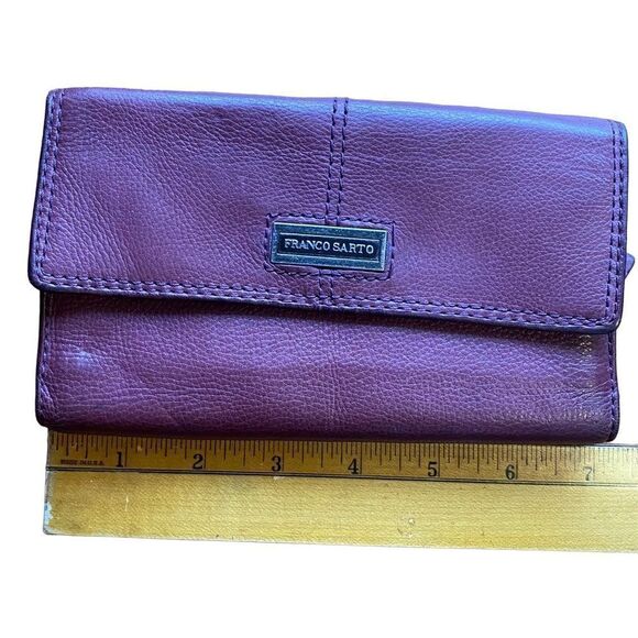 Franco Sarto Trifold Leather Wallet in deep maroon purple - Picture 1 of 8